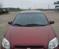 Красный Шевроле Авео, объемом двигателя 1.6 л и пробегом 91 тыс. км за 4800 $, фото 3 на Automoto.ua