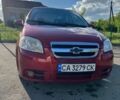 Червоний Шевроле Авео, об'ємом двигуна 1.5 л та пробігом 380 тис. км за 3311 $, фото 1 на Automoto.ua