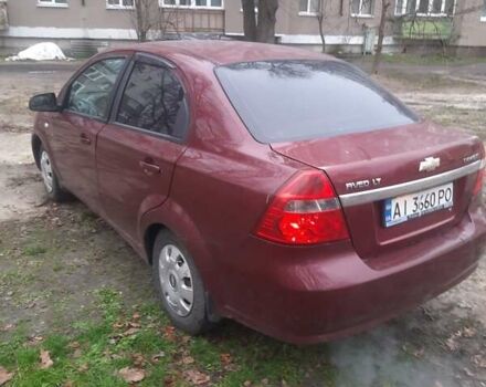 Красный Шевроле Авео, объемом двигателя 1.6 л и пробегом 209 тыс. км за 3500 $, фото 3 на Automoto.ua