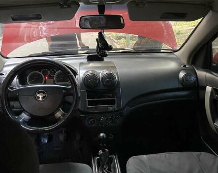 Красный Шевроле Авео, объемом двигателя 1.5 л и пробегом 180 тыс. км за 4000 $, фото 11 на Automoto.ua
