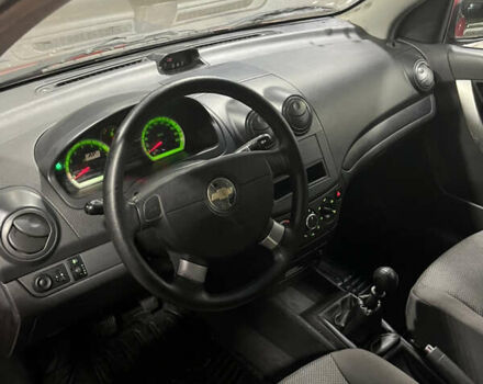 Красный Шевроле Авео, объемом двигателя 1.5 л и пробегом 34 тыс. км за 6300 $, фото 7 на Automoto.ua