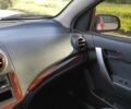 Красный Шевроле Авео, объемом двигателя 1.5 л и пробегом 65 тыс. км за 5500 $, фото 56 на Automoto.ua