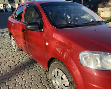 Красный Шевроле Авео, объемом двигателя 1.5 л и пробегом 350 тыс. км за 2899 $, фото 4 на Automoto.ua