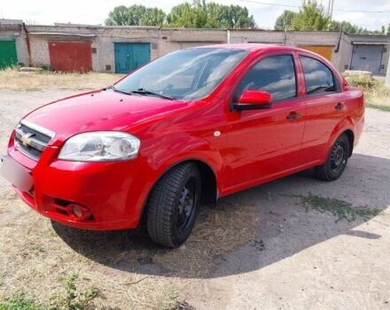 Красный Шевроле Авео, объемом двигателя 0 л и пробегом 200 тыс. км за 4300 $, фото 2 на Automoto.ua