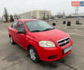 Красный Шевроле Авео, объемом двигателя 1.21 л и пробегом 211 тыс. км за 3700 $, фото 1 на Automoto.ua