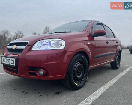 Красный Шевроле Авео, объемом двигателя 1.5 л и пробегом 190 тыс. км за 5200 $, фото 3 на Automoto.ua
