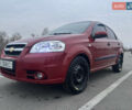 Красный Шевроле Авео, объемом двигателя 1.5 л и пробегом 190 тыс. км за 5200 $, фото 3 на Automoto.ua