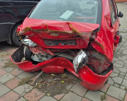 Красный Шевроле Авео, объемом двигателя 0 л и пробегом 200 тыс. км за 1429 $, фото 1 на Automoto.ua