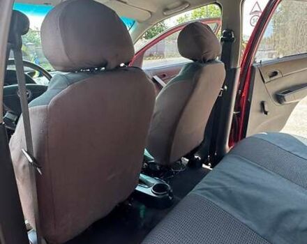 Красный Шевроле Авео, объемом двигателя 1.5 л и пробегом 329 тыс. км за 2900 $, фото 10 на Automoto.ua