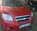 Красный Шевроле Авео, объемом двигателя 1.5 л и пробегом 200 тыс. км за 4500 $, фото 1 на Automoto.ua