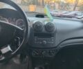 Красный Шевроле Авео, объемом двигателя 1.2 л и пробегом 250 тыс. км за 3560 $, фото 6 на Automoto.ua