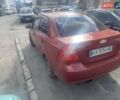 Красный Шевроле Авео, объемом двигателя 1.5 л и пробегом 412 тыс. км за 3900 $, фото 3 на Automoto.ua