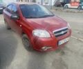 Красный Шевроле Авео, объемом двигателя 1.5 л и пробегом 412 тыс. км за 3900 $, фото 2 на Automoto.ua