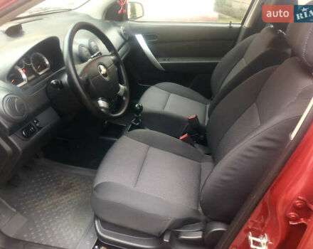 Красный Шевроле Авео, объемом двигателя 1.5 л и пробегом 52 тыс. км за 5400 $, фото 9 на Automoto.ua