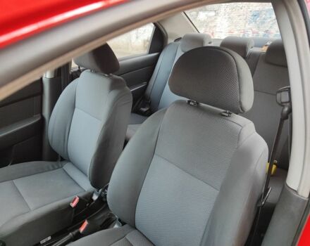 Красный Шевроле Авео, объемом двигателя 1.2 л и пробегом 250 тыс. км за 3560 $, фото 5 на Automoto.ua