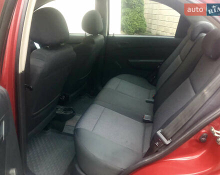 Красный Шевроле Авео, объемом двигателя 1.5 л и пробегом 52 тыс. км за 5400 $, фото 8 на Automoto.ua