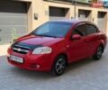 Красный Шевроле Авео, объемом двигателя 1.5 л и пробегом 235 тыс. км за 3250 $, фото 1 на Automoto.ua