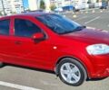 Красный Шевроле Авео, объемом двигателя 1.5 л и пробегом 117 тыс. км за 5000 $, фото 1 на Automoto.ua