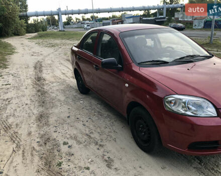 Красный Шевроле Авео, объемом двигателя 1.5 л и пробегом 245 тыс. км за 3400 $, фото 3 на Automoto.ua