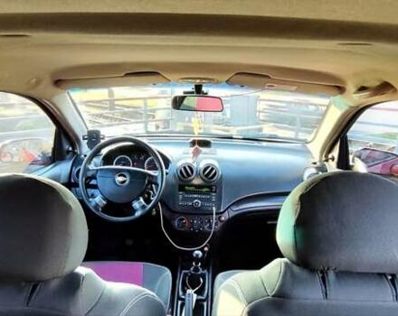 Красный Шевроле Авео, объемом двигателя 1.4 л и пробегом 202 тыс. км за 3600 $, фото 16 на Automoto.ua