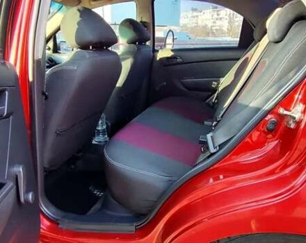 Красный Шевроле Авео, объемом двигателя 1.4 л и пробегом 202 тыс. км за 3600 $, фото 13 на Automoto.ua