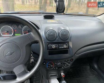 Червоний Шевроле Авео, об'ємом двигуна 1.5 л та пробігом 123 тис. км за 5500 $, фото 12 на Automoto.ua