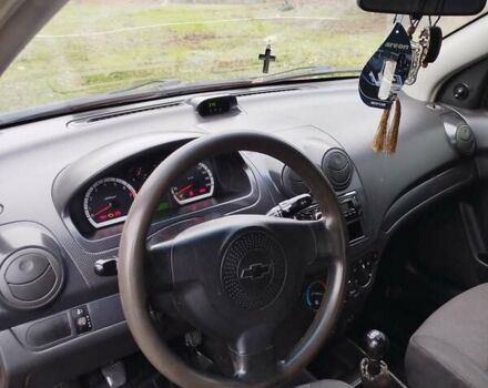 Красный Шевроле Авео, объемом двигателя 1.5 л и пробегом 150 тыс. км за 4700 $, фото 3 на Automoto.ua