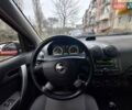 Червоний Шевроле Авео, об'ємом двигуна 1.21 л та пробігом 212 тис. км за 3000 $, фото 6 на Automoto.ua