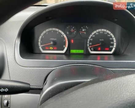 Червоний Шевроле Авео, об'ємом двигуна 1.5 л та пробігом 123 тис. км за 5500 $, фото 10 на Automoto.ua