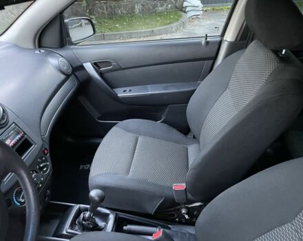 Шевроле Авео 2013 в Броварах на Automoto.ua Красный Шевроле Авео, объемом двигателя 1.5 л и пробегом 76 тыс. км за 4300 $, фото 16 на Automoto.ua