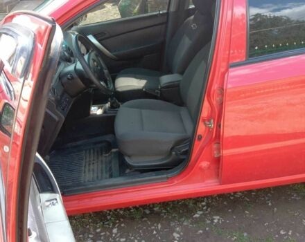 Червоний Шевроле Авео, об'ємом двигуна 0 л та пробігом 160 тис. км за 3000 $, фото 1 на Automoto.ua