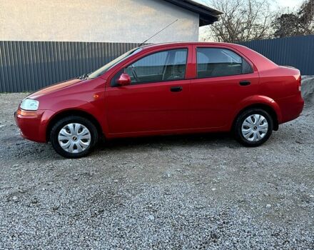 Червоний Шевроле Авео, об'ємом двигуна 1.5 л та пробігом 179 тис. км за 3800 $, фото 1 на Automoto.ua