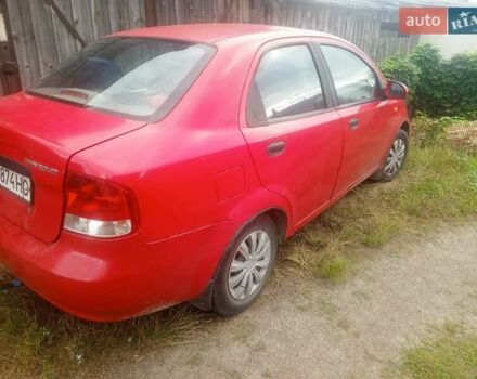 Червоний Шевроле Авео, об'ємом двигуна 1.5 л та пробігом 185 тис. км за 2800 $, фото 1 на Automoto.ua