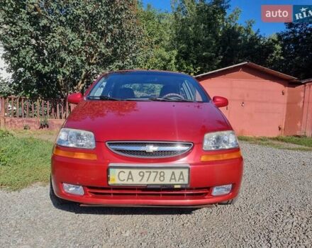 Красный Шевроле Авео, объемом двигателя 1.5 л и пробегом 106 тыс. км за 4200 $, фото 1 на Automoto.ua
