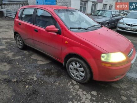 Красный Шевроле Авео, объемом двигателя 1.5 л и пробегом 178 тыс. км за 3000 $, фото 1 на Automoto.ua