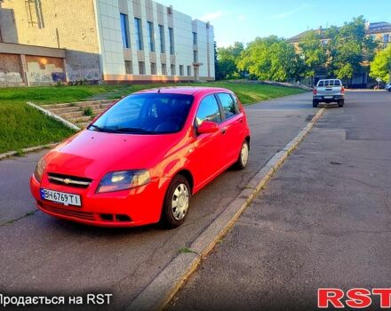 Червоний Шевроле Авео, об'ємом двигуна 1.5 л та пробігом 271 тис. км за 2800 $, фото 1 на Automoto.ua