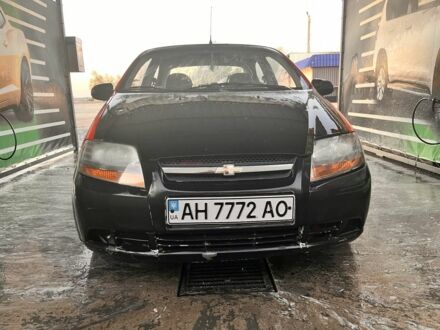 Красный Шевроле Авео, объемом двигателя 1.5 л и пробегом 250 тыс. км за 1800 $, фото 1 на Automoto.ua