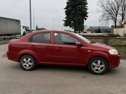 Красный Шевроле Авео, объемом двигателя 1.4 л и пробегом 169 тыс. км за 4200 $, фото 1 на Automoto.ua