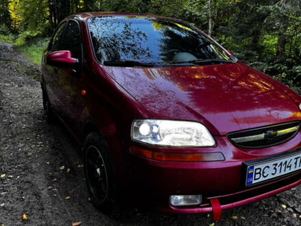 Шевроле Авео 2005 в Турке на Automoto.ua Красный Шевроле Авео, объемом двигателя 1.5 л и пробегом 195 тыс. км за 2800 $, фото 1 на Automoto.ua