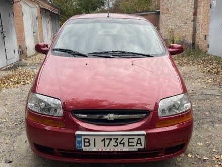 Красный Шевроле Авео, объемом двигателя 1.5 л и пробегом 224 тыс. км за 3200 $, фото 1 на Automoto.ua
