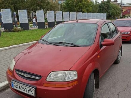 Красный Шевроле Авео, объемом двигателя 1.5 л и пробегом 233 тыс. км за 2800 $, фото 1 на Automoto.ua