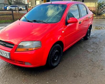 Червоний Шевроле Авео, об'ємом двигуна 1.5 л та пробігом 280 тис. км за 1950 $, фото 1 на Automoto.ua