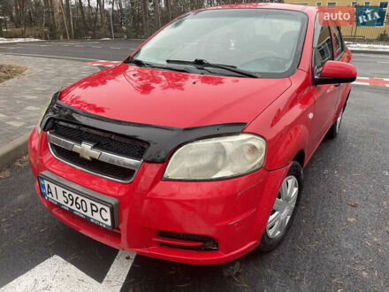 Красный Шевроле Авео, объемом двигателя 1.5 л и пробегом 350 тыс. км за 1799 $, фото 1 на Automoto.ua