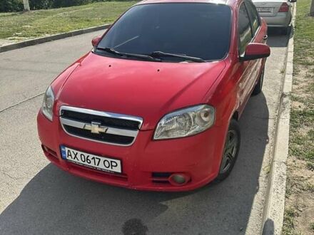 Красный Шевроле Авео, объемом двигателя 1.5 л и пробегом 340 тыс. км за 4000 $, фото 1 на Automoto.ua