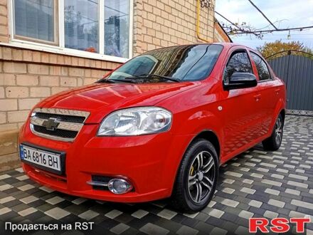 Красный Шевроле Авео, объемом двигателя 1.5 л и пробегом 240 тыс. км за 3500 $, фото 1 на Automoto.ua