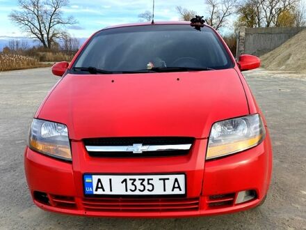 Червоний Шевроле Авео, об'ємом двигуна 1.5 л та пробігом 301 тис. км за 2800 $, фото 1 на Automoto.ua