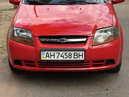 Красный Шевроле Авео, объемом двигателя 1.5 л и пробегом 113 тыс. км за 3900 $, фото 1 на Automoto.ua