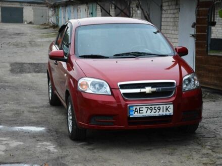 Красный Шевроле Авео, объемом двигателя 1.5 л и пробегом 87 тыс. км за 4800 $, фото 1 на Automoto.ua