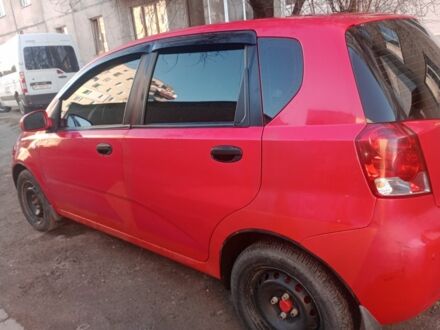 Червоний Шевроле Авео, об'ємом двигуна 1.5 л та пробігом 280 тис. км за 2200 $, фото 1 на Automoto.ua