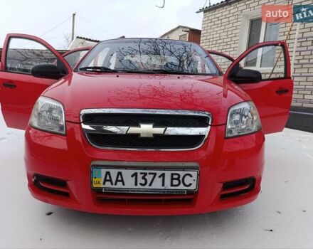 Красный Шевроле Авео, объемом двигателя 1.5 л и пробегом 113 тыс. км за 3700 $, фото 1 на Automoto.ua